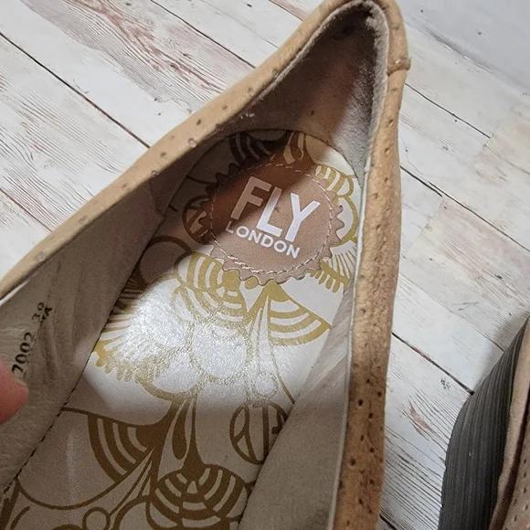 Fly London Yuri perforated Wedges - Picture 6 of 13